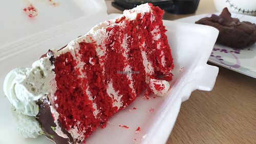 Torta red velvet at La Familia Groen in Lima