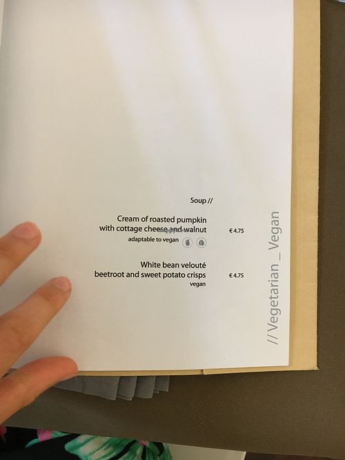 vegetarian and vegan menu: soup at Olives Restaurante in Funchal