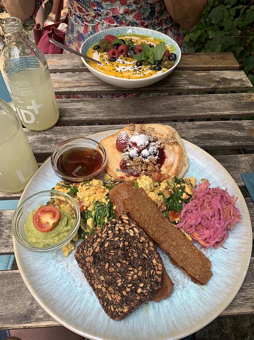 ultimate breakfast  at Emmi's Kitchen - Glockenbach in Munich