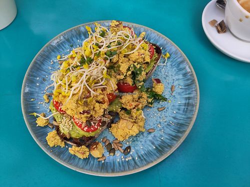 Avocado Toast with Tofu Scramble at Emmi's Kitchen - Glockenbach in Munich
