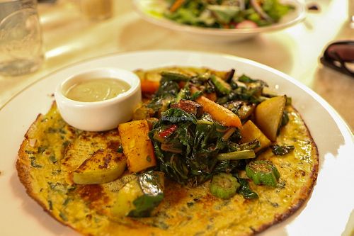 socca with vegatables & tahini sauce at Hofi Cas Cora in Willemstad