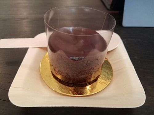 black heart cake at Elisa's Love Bites in Brooklyn