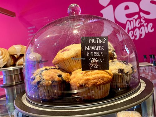 muffins at Katjes Cafe Grün-Ohr in Berlin