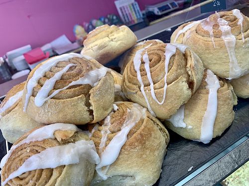 cinnamon rolls at Katjes Cafe Grün-Ohr in Berlin