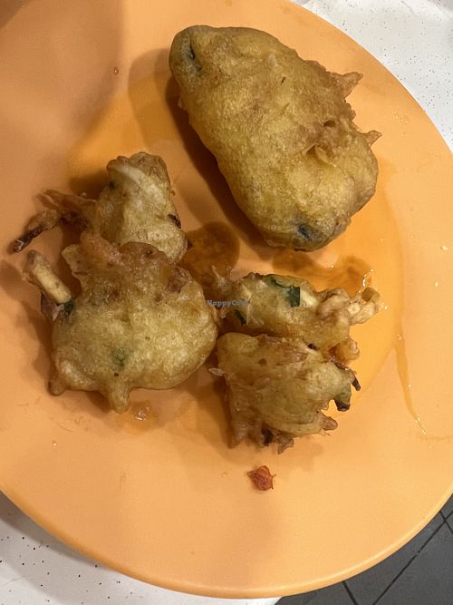Fried fish and vege fritter  at Ren Xiang Vegetarian Food 仁香素食 in East Singapore