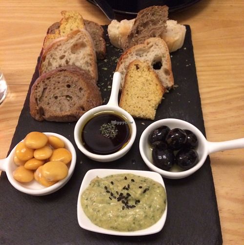 bread plate at 26 Vegan Food Project in Lisbon