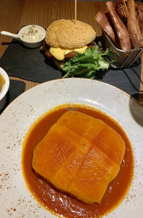 Francesinha & seitan burguer at 26 Vegan Food Project in Lisbon