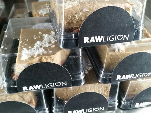 raw cakes at Rawligion - Tottenham St in London