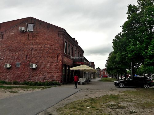 Kohvik Kroon from outside at Kohvik Kroon in Parnu