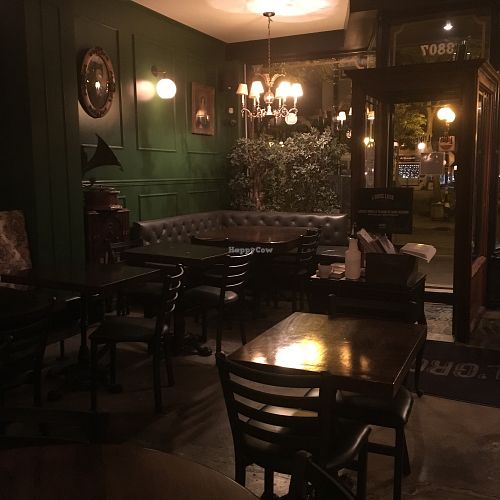 L'Gros Luxe 100% Végé at L'Gros Luxe 100% Vege in Montreal