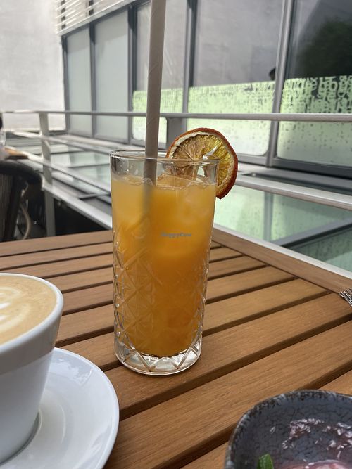   at Sweet Rawmance in Paris