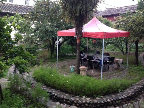 ... at Ju Shan Yuan Miao Shan Vegetarian in Lijiang