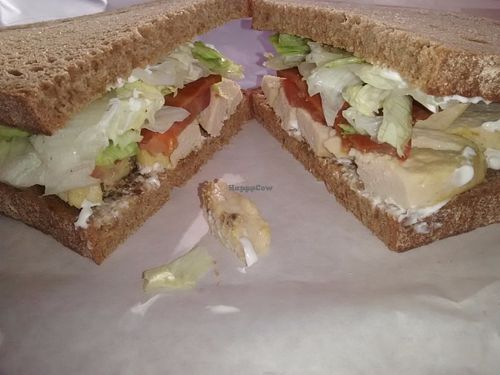 Chikkin + Facon sandwich at Kind Crusts in Glasgow