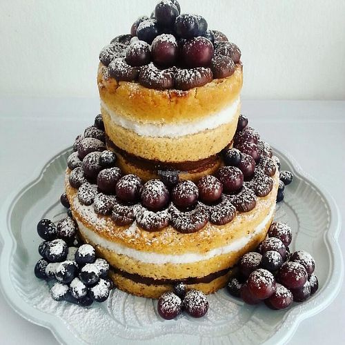 "Kostr". Vanilla cake with chocolate, coconut and grapes at Pandas Barbaros in Recife