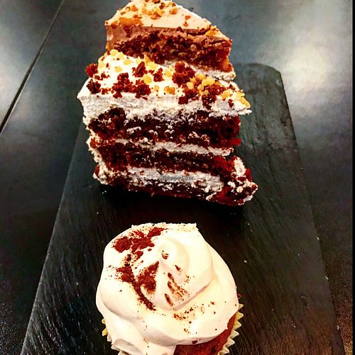 desserts at Distrito Vegano in Madrid