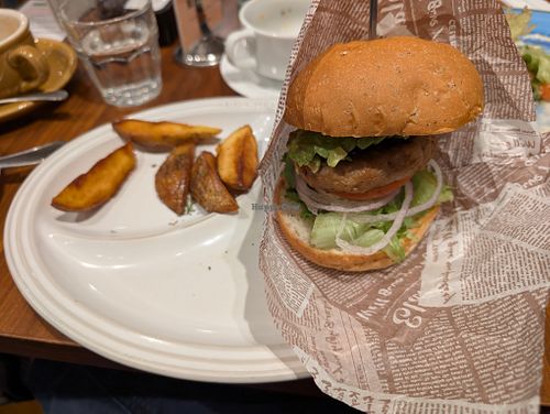 Avocado and teriyaki burger at Mr. Farmer - Omotesando in Tokyo