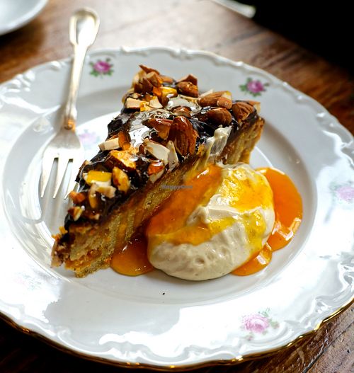 Almond/orange tart at Les 4 Jeudis in Brussels