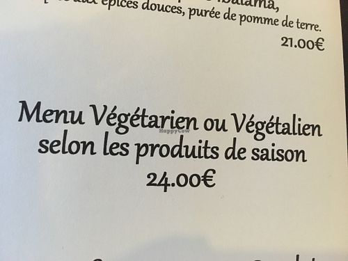 Mention of the vegetarian or vegan menu available. It says that it is made of seasonal products at Le Bistrot des Belles Caves in Tours