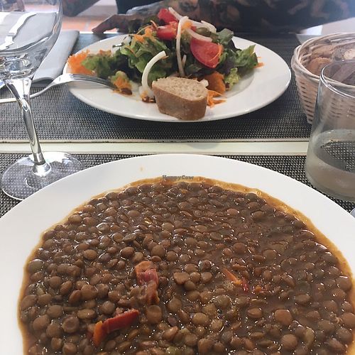 lentejas y ensalada de queso de boniato at Camino Vegano in Logrono