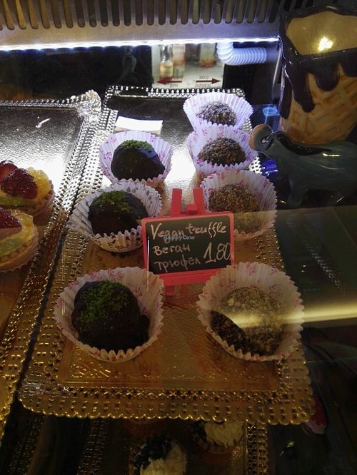 Vegan truffles at Ice Cream Saloon Clio in Nessebar