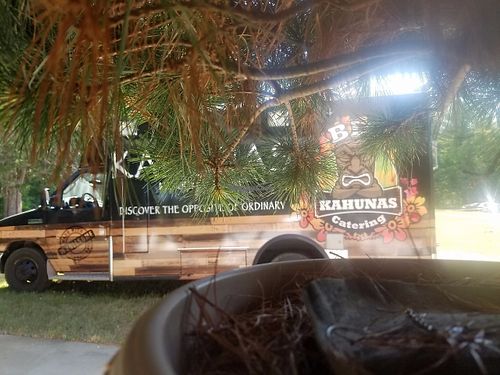 Kahuna Truck  at Big Kahunas in Merrimack