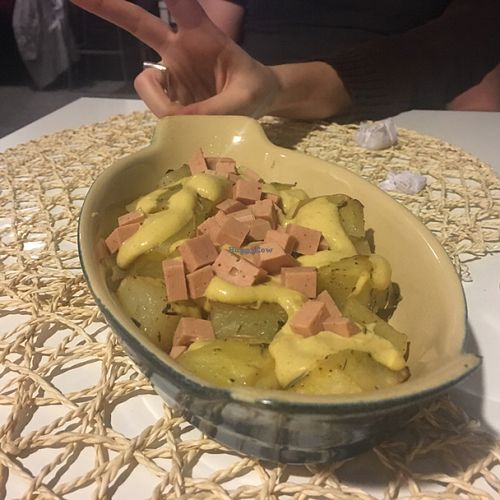 Patatas revolconas at Cookaluzka in Madrid