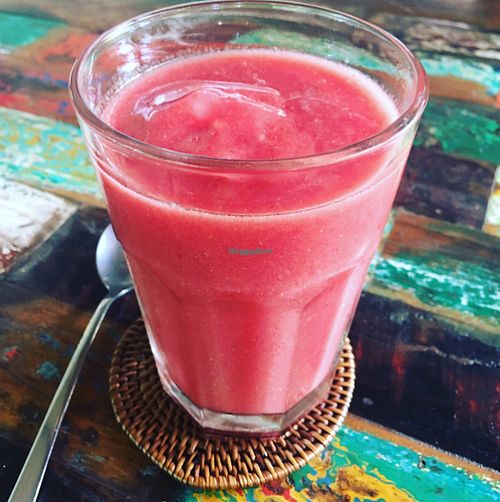 watermelon strawberry mint fresqua at Bali Eco Deli in Lembongan