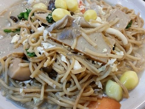 Fried Yee noodles  at Veggie King in Central Singapore