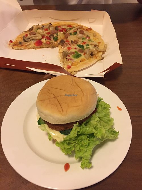 delivery at Veggie King in Central Singapore