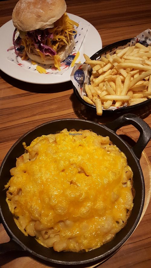 Vegan mac and cheese  at The Diner - Strand in London