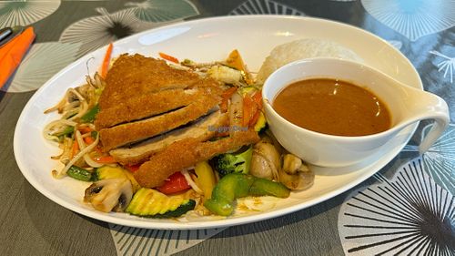 Hong Kong style vegan 'chicken' at Asia-Chay Vegan Cuisine in Bottrop