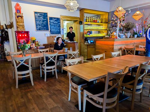 Inside of Hum Vegan Cuisine at Hum Vegan Cuisine in Berlin