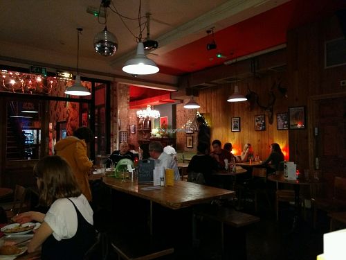 airy at The Deaf Institute Bar and Kitchen in Manchester