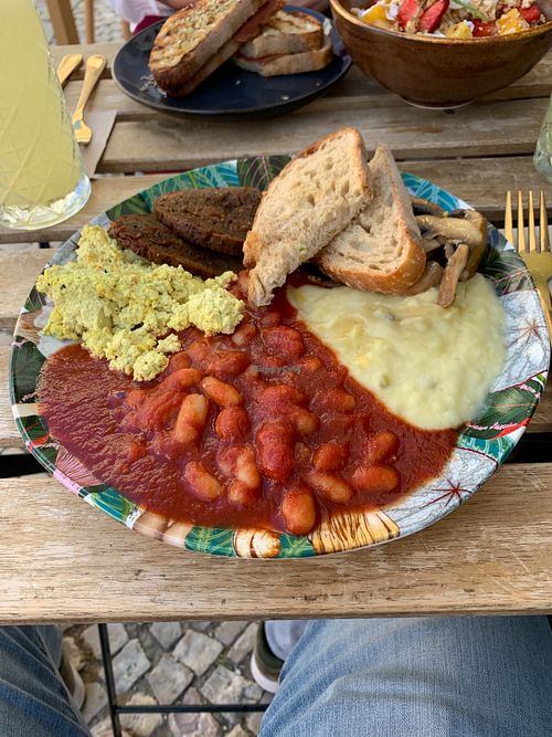 Brunch Ingles at O Xexexe in Costa Da Caparica