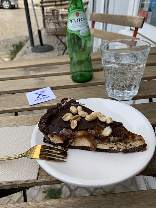 « Snickers" cake   at O Xexexe in Costa Da Caparica
