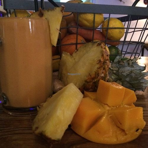 Smoothies at Daylight Robbery in Edinburgh