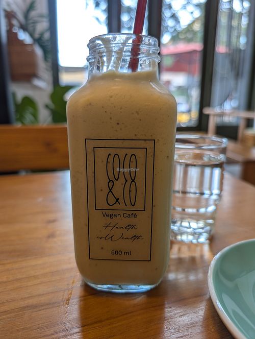 Smoothie at Coco & Co in Vientiane