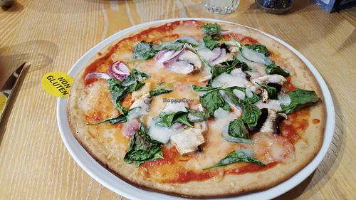 vegan gluten free pizza at Zizzi in Watford