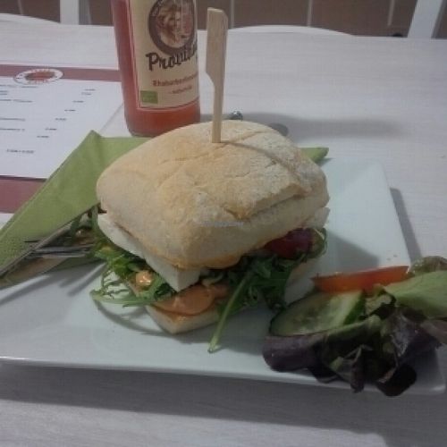 Moxzarella-Sandwich  at For Friends in Marburg