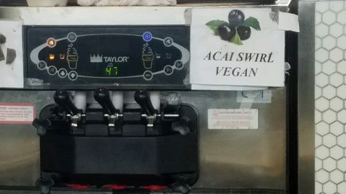 vegan soft serve yogurt at SFO - Fraiche Yogurt - T3 in South San Francisco