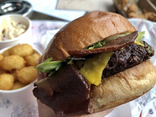 Temple Deluxe burger (+ Temple tots and coleslaw) at Temple of Seitan - Hackney in East London