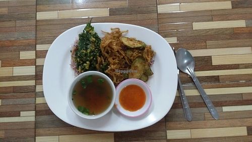 tempura vegies with rice at Jai Mai Jumjay in Chiang Mai