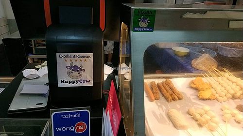 HappyCow 5 stars decal EXCELLENT reviews sticker at Jai Mai Jumjay in Chiang Mai