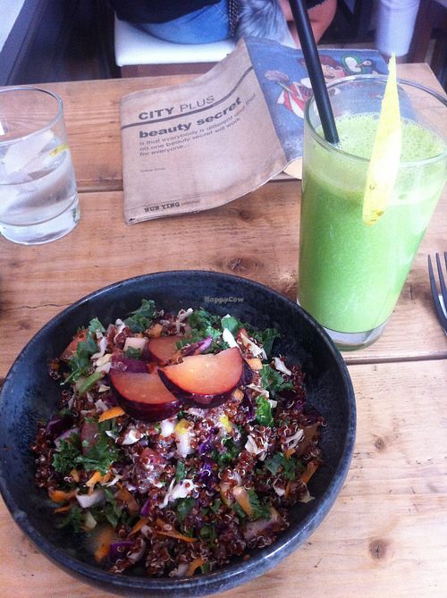 Quinoa salad and a green juice at Hope Organic in Copenhagen