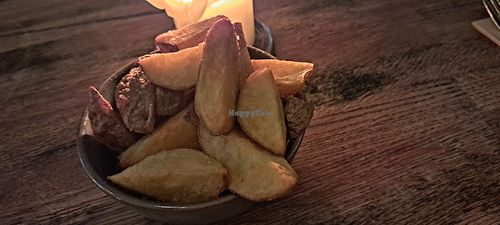 Hand cut chips at Chinaskis in Glasgow