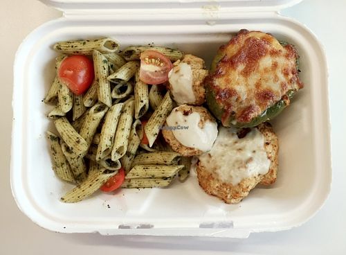 Veggie meal of the day: vegetable croquettes with gorgonzola sauce, pasta with basil and cherry tomatoes, stuffed green pepper (quinoa, carrot and green bean stuffing). Dessert was a churchill brigadeiro. at YoHoy in Escazu
