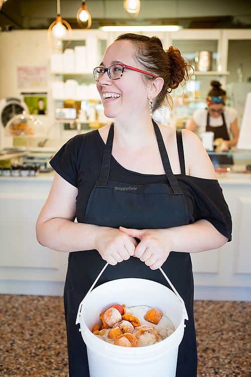 Barbara, the owner!! she 's preparing apricot sorbet! 100% vegan and organic fruit! at Cremeria San Francesco in Bologna