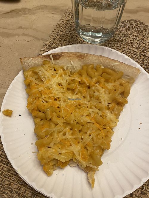Vegan Mac and cheese slice  at That Pizza Place in Levittown