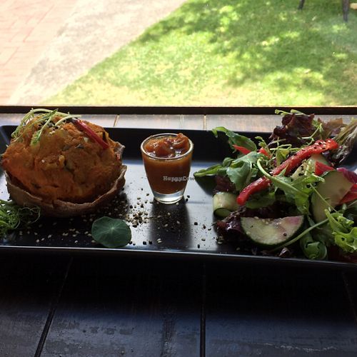 pie and salad at Mr Black Juicery in Berwick