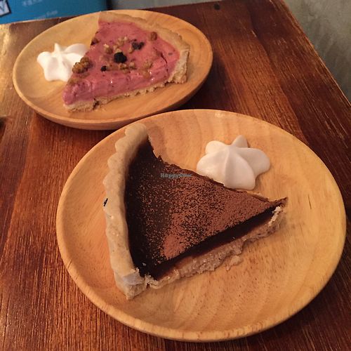 cakes looked good but found these tarts average tasting  at Ohms Cafe & Bar in Hong Kong Island